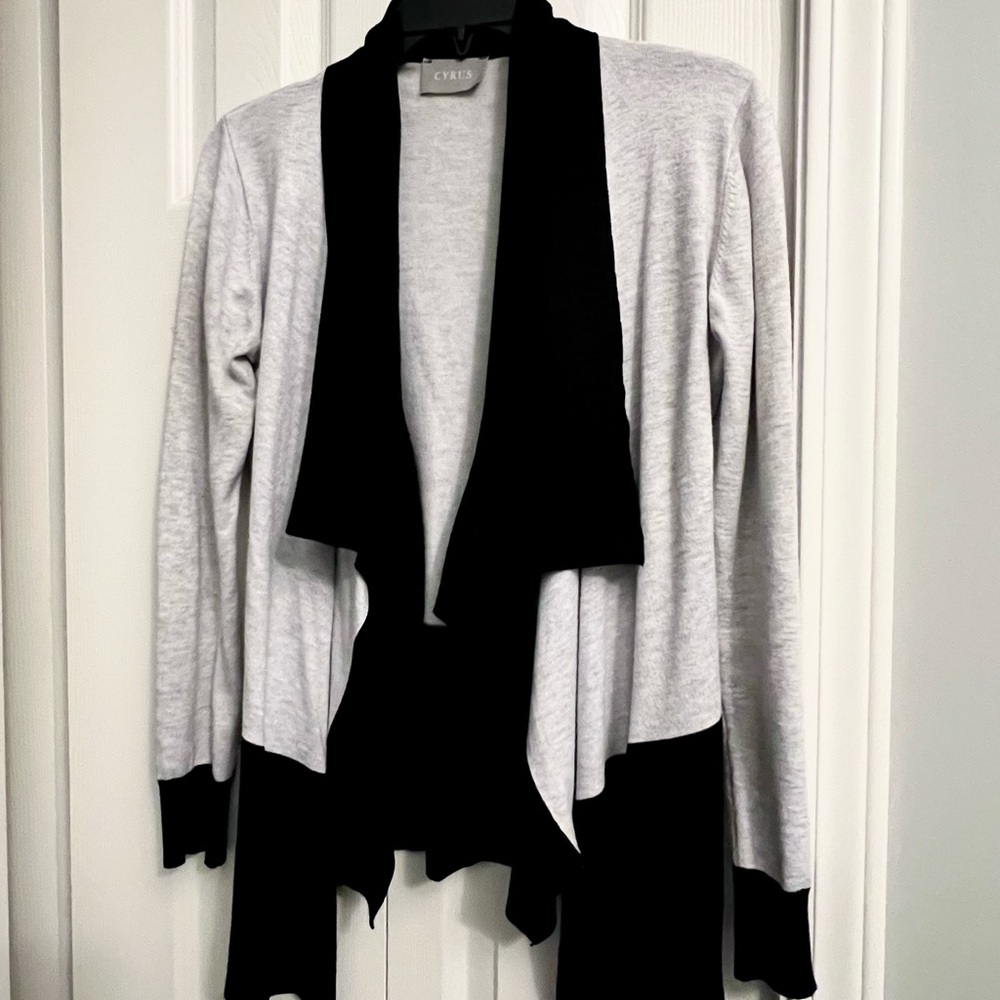 Stylish Black and Gray Women's Cardigan